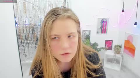 Snapshot of jade_soft chatting on 22, 2, 2025 Jade online show from 22, 2, 2025