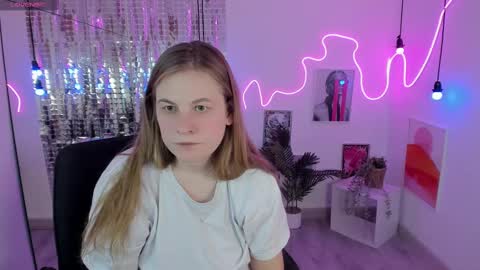 Snapshot of jade_soft chatting on 9, 3, 2025 Jade online show from 9, 3, 2025
