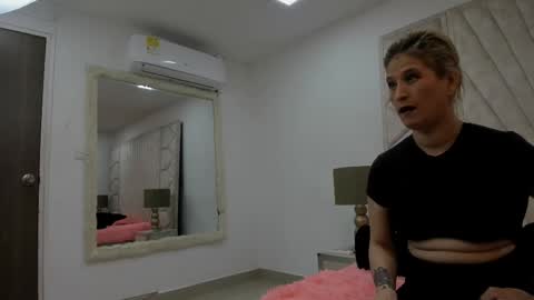 Jade  online show from 20, 9, 2025