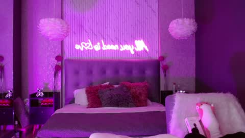 JADE online show from 5, 4, 2026