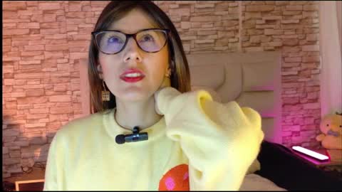 Snapshot of jade_white_ chatting on 27, 4, 2026 jade white online show from 27, 4, 2026