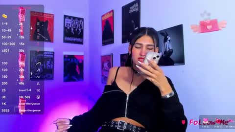Snapshot of jadebenett chatting on 7, 3, 2025 Jade Benett online show from 7, 3, 2025