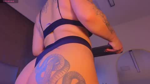 jadee__ online show from 19, 7, 2026