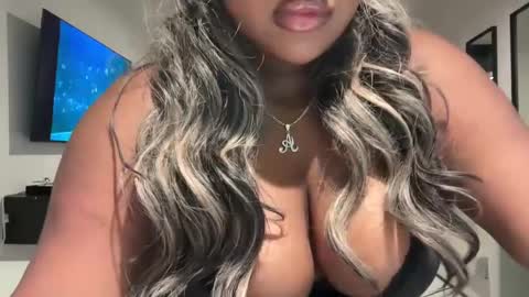 Snapshot of jadelove222 chatting on 9, 2, 2025 Jade Love online show from 9, 2, 2025