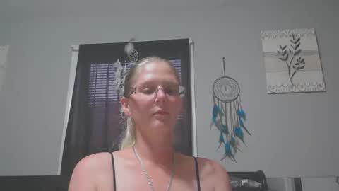 JadeLuv online show from 10, 6, 2026