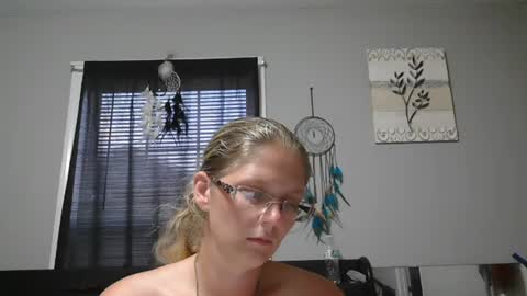 JadeLuv online show from 15, 7, 2026