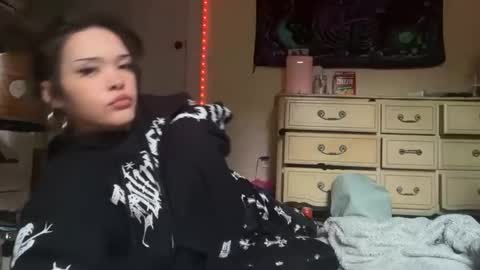 jadenragexoxo online show from 15, 4, 2026