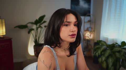 Jade online show from 2, 12, 2024