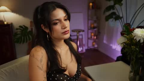 Jade online show from 19, 10, 2025