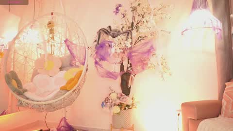 Jade Summer online show from 11, 10, 2025