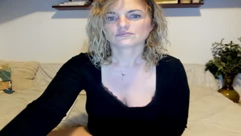 elena online show from 7, 1, 2025