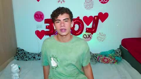 javi15  online show from 19, 2, 2025