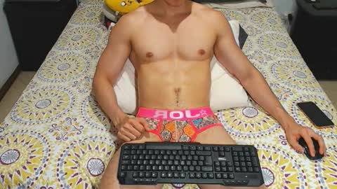 Snapshot of jahshot4 chatting on 1, 12, 2025 jahshot4 online show from 1, 12, 2025