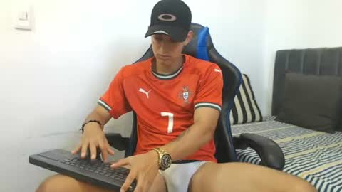 Hi guys im new 3 online show from 6, 7, 2026