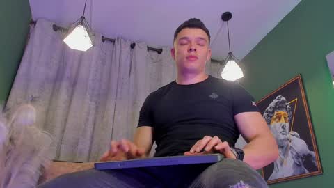 Snapshot of jakee_tyler chatting on 13, 12, 2024 Jake Tyler online show from 13, 12, 2024
