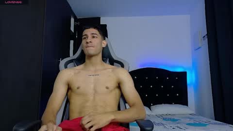 Snapshot of jakemonroe1 chatting on 26, 5, 2026 JakeMonroe online show from 26, 5, 2026