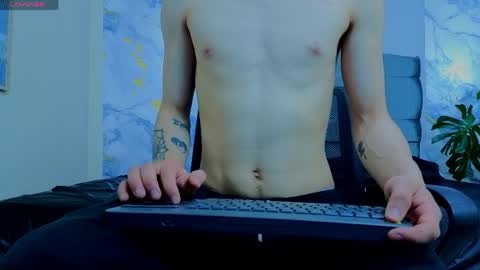 james_adamss_ online show from 9, 4, 2026