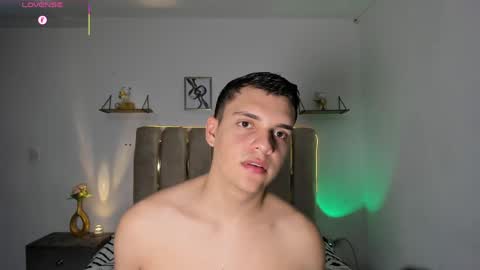Snapshot of james_carter_1 chatting on 5, 6, 2026 james online show from 5, 6, 2026
