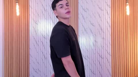 James online show from 26, 11, 2025