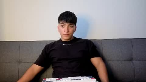 Snapshot of james_silva1 chatting on 19, 4, 2026 james_silva1 online show from 19, 4, 2026