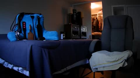 James Bondage online show from 31, 12, 2024