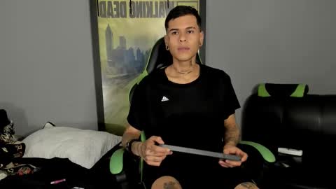 Snapshot of jamesinked_ chatting on 12, 3, 2025 Jamesinked online show from 12, 3, 2025