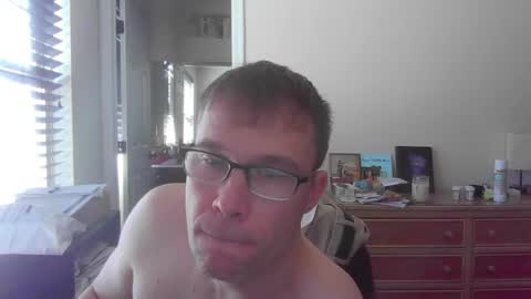 Snapshot of jamesjewels chatting on 14, 2, 2025 jamesjewels online show from 14, 2, 2025