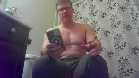 Snapshot of jamesjewels chatting on 5, 3, 2025 jamesjewels online show from 5, 3, 2025