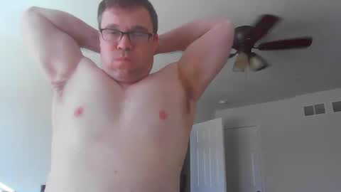 Snapshot of jamesjewels chatting on 8, 3, 2025 jamesjewels online show from 8, 3, 2025
