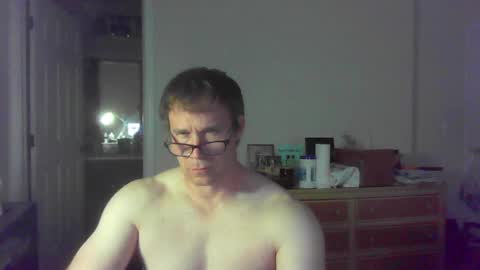 Snapshot of jamesjewels chatting on 8, 10, 2025 jamesjewels online show from 8, 10, 2025