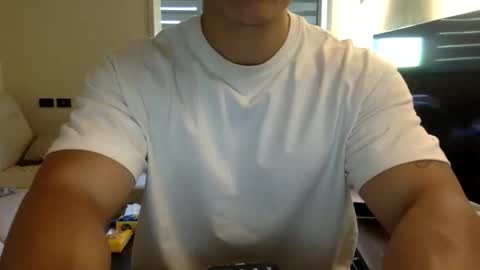 jamesmo820913 online show from 9, 11, 2025