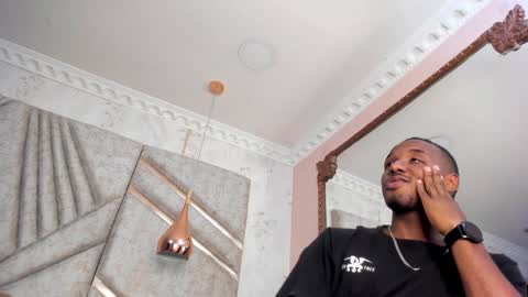 Snapshot of jamesparck chatting on 15, 1, 2025 James online show from 15, 1, 2025