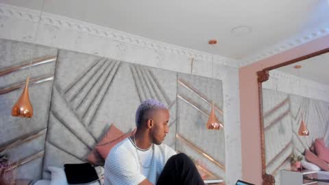 Snapshot of jamesparck chatting on 8, 2, 2025 James online show from 8, 2, 2025