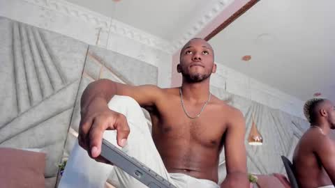 Snapshot of jamesparck chatting on 26, 2, 2025 James online show from 26, 2, 2025