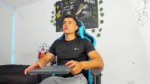 Jamess hott online show from 23, 1, 2025