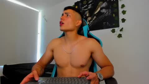 Jamess hott online show from 30, 1, 2025