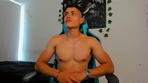 Jamess hott online show from 31, 1, 2025