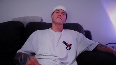 Snapshot of jamesss____ chatting on 7, 3, 2025 jamesss____ online show from 7, 3, 2025