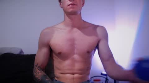 Snapshot of jamesss____ chatting on 8, 3, 2025 jamesss____ online show from 8, 3, 2025