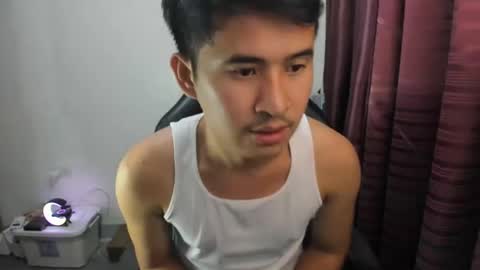 Snapshot of jamesthebigcockxxx chatting on 8, 1, 2025 jamesthebigcockxxx online show from 8, 1, 2025