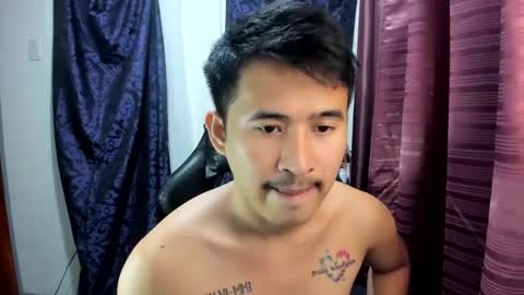 Snapshot of jamesthebigcockxxx chatting on 11, 3, 2025 jamesthebigcockxxx online show from 11, 3, 2025