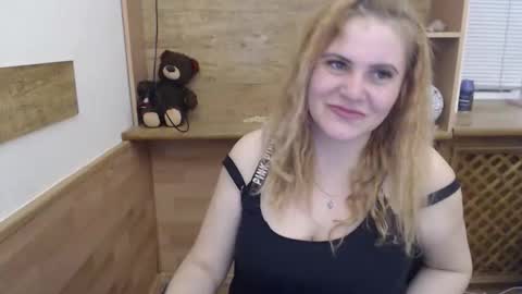 janaloveli online show from 14, 4, 2026