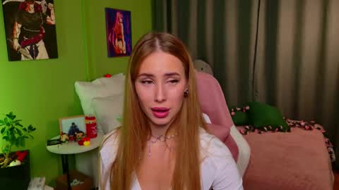 Snapshot of jane2sweet chatting on 10, 10, 2025 jane2sweet online show from 10, 10, 2025