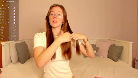 Snapshot of jane_danels chatting on 7, 7, 2026 Jane Danels online show from 7, 7, 2026