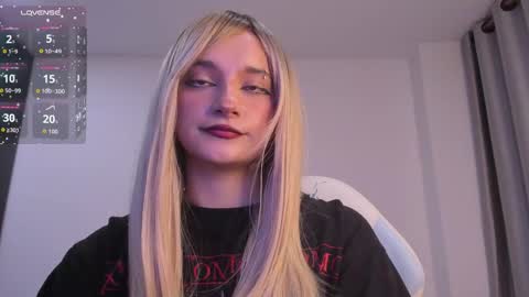 Snapshot of janee_lane chatting on 25, 5, 2026 Jane online show from 25, 5, 2026