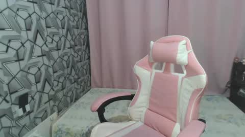 Snapshot of janeliciouse chatting on 13, 6, 2026 janeliciouse online show from 13, 6, 2026