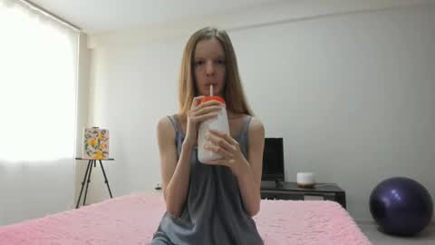 Snapshot of janelong chatting on 19, 9, 2025 JaneLong online show from 19, 9, 2025