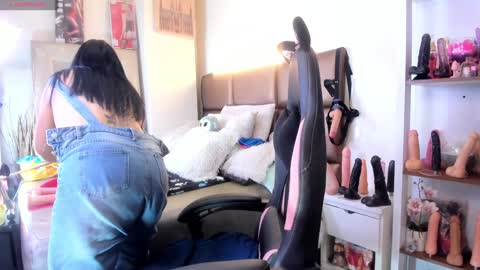 Janette online show from 31, 1, 2025