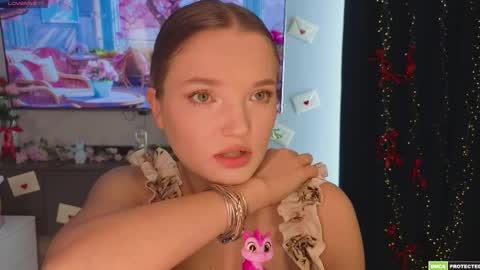 Hi Im Alice and here youll find something online show from 9, 4, 2026