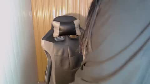 janicaslut_18 online show from 20, 4, 2026